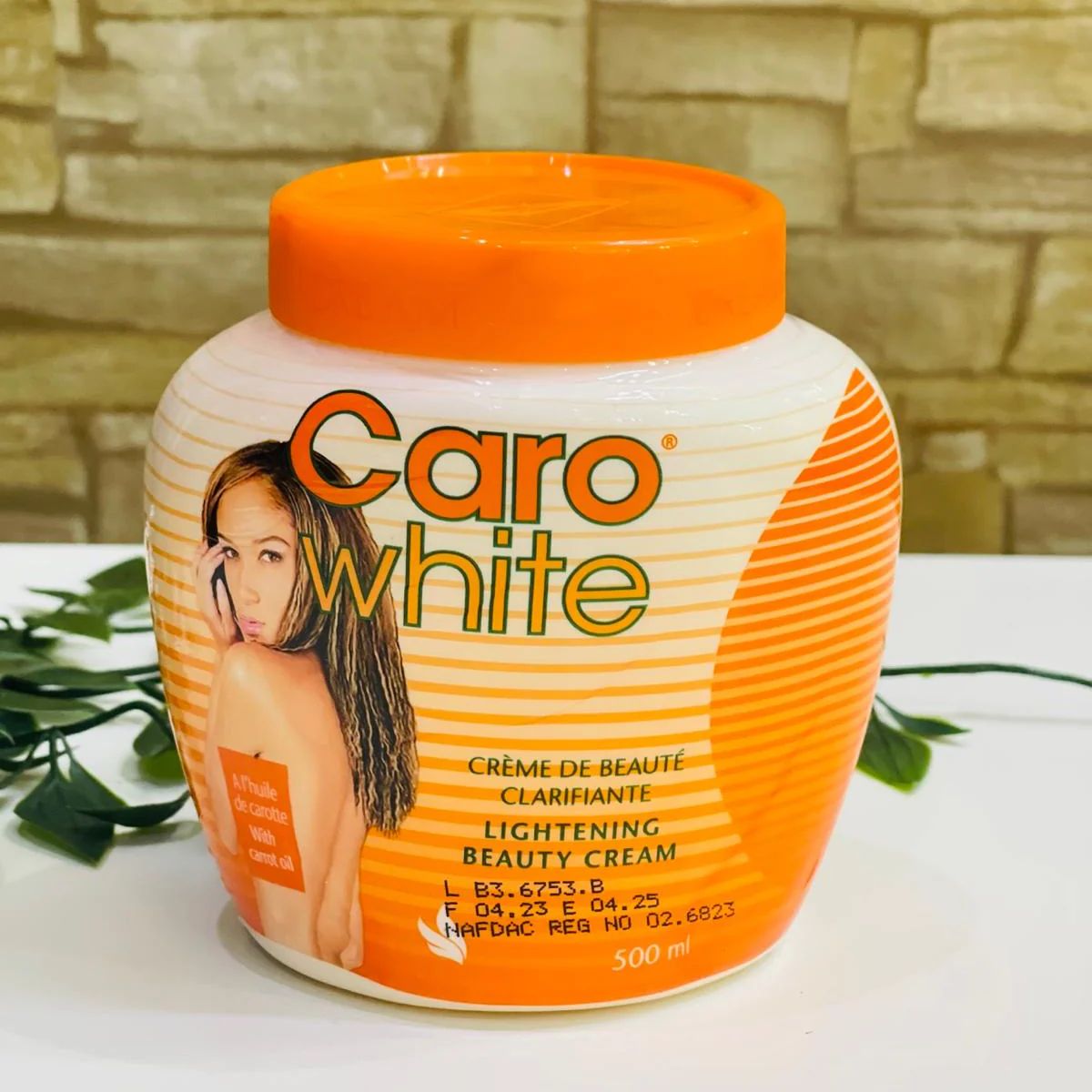 CARO WHITE